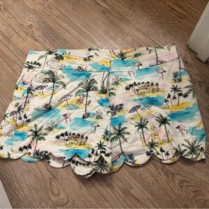 Crown & Ivy Shelby Scallop Shorts